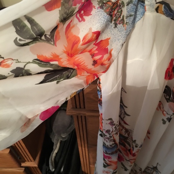 Dress - Picture 4 of 7